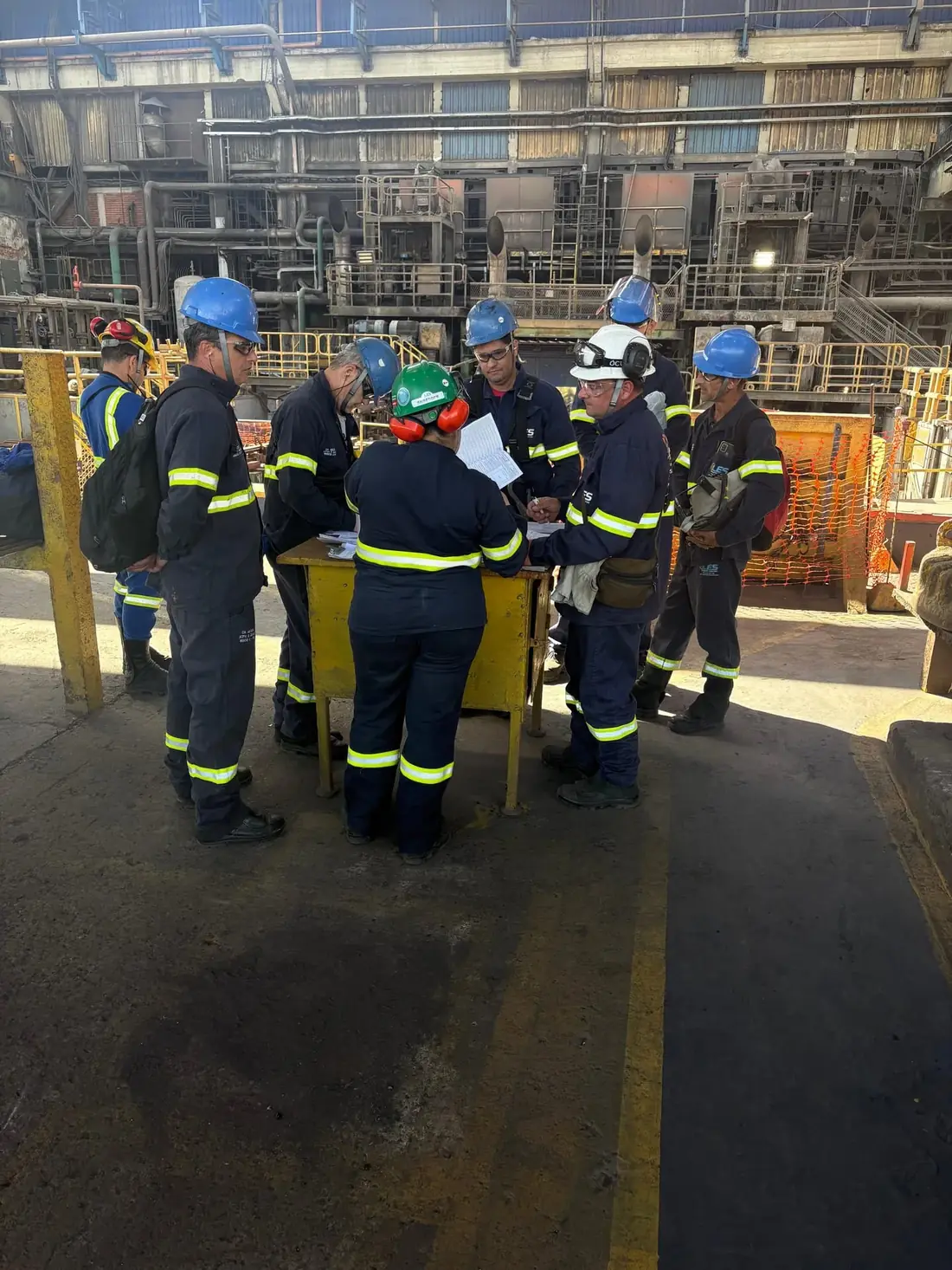 Manutenção industrial em planta ativa